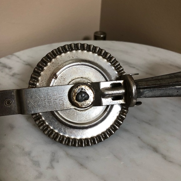 Vintage A&J USA Egg Beater Wooden Handles, Chipped Paint, Farmhouse Kitchen - Picture 3 of 6